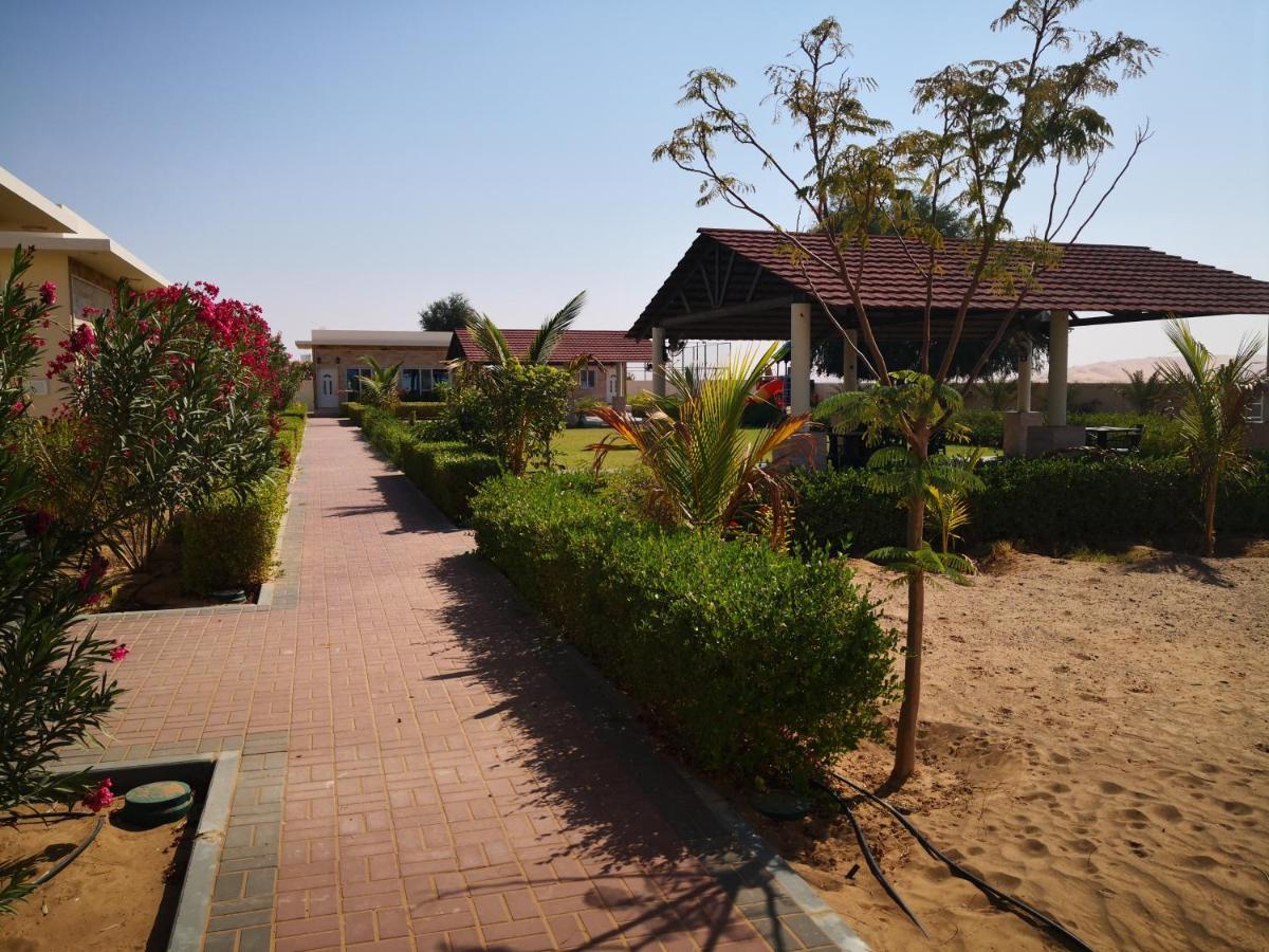 Almorouj Farm Inn - Badīyah Buitenkant foto