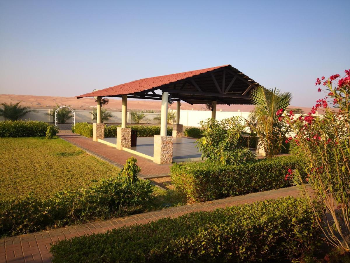 Almorouj Farm Inn - Badīyah Buitenkant foto